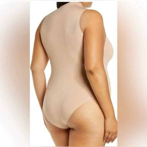 SKIMS Beige Essential Mock Neck Sleeveless Bodysuit - 2X, new with tags! - Picture 7 of 7